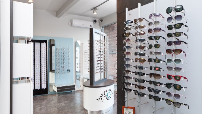 Frames & Sunglasses
